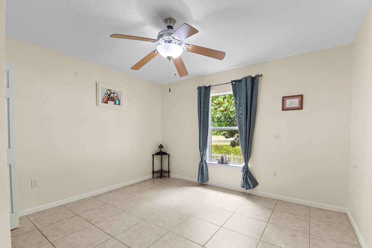 237 N Hidden Tree Dr #NA - Photo 4 of 14