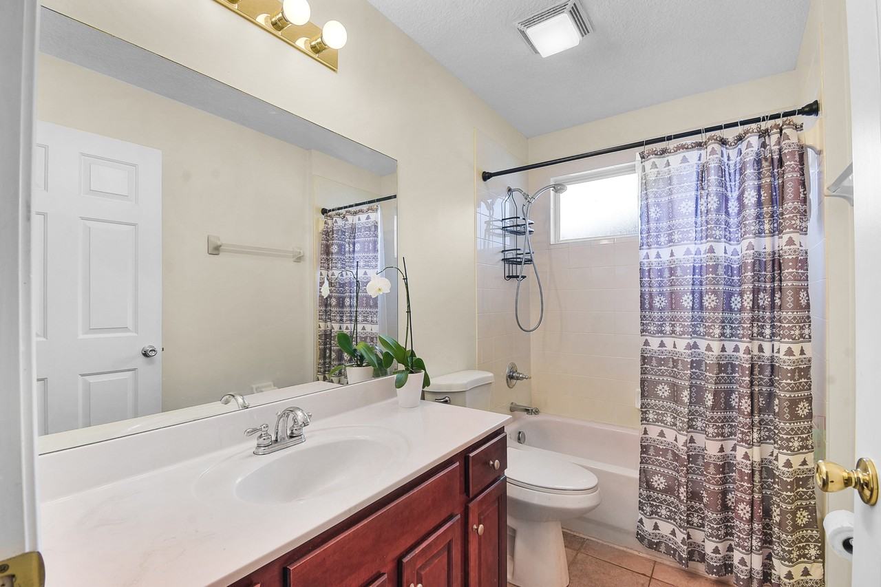 237 N Hidden Tree Dr #NA - Photo 6 of 14