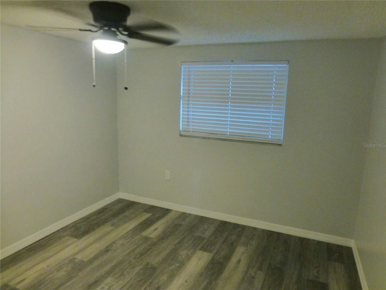 5420 Reef Drive - Photo 7 of 12