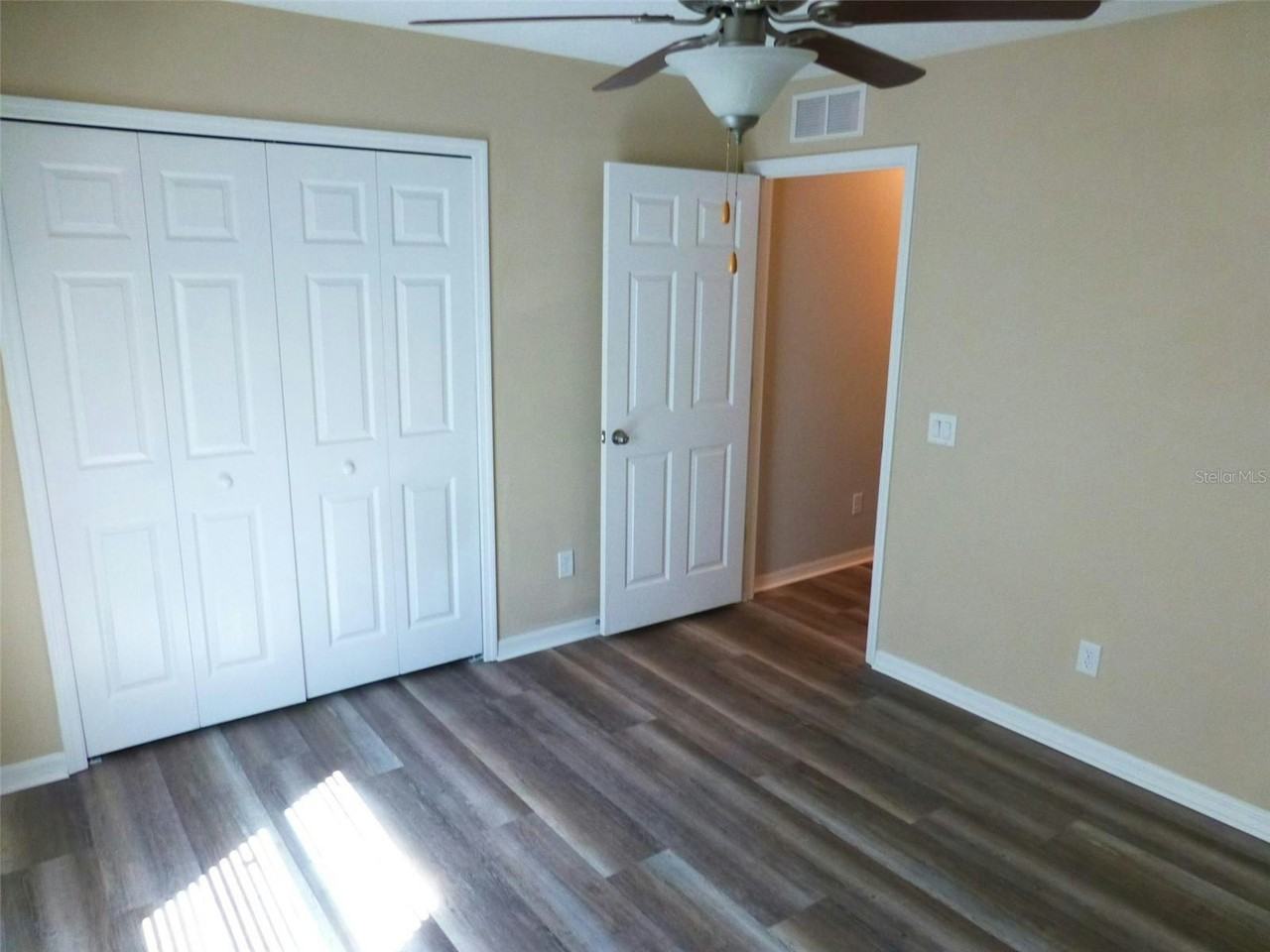 12480 Streamdale Drive - Photo 7 of 37