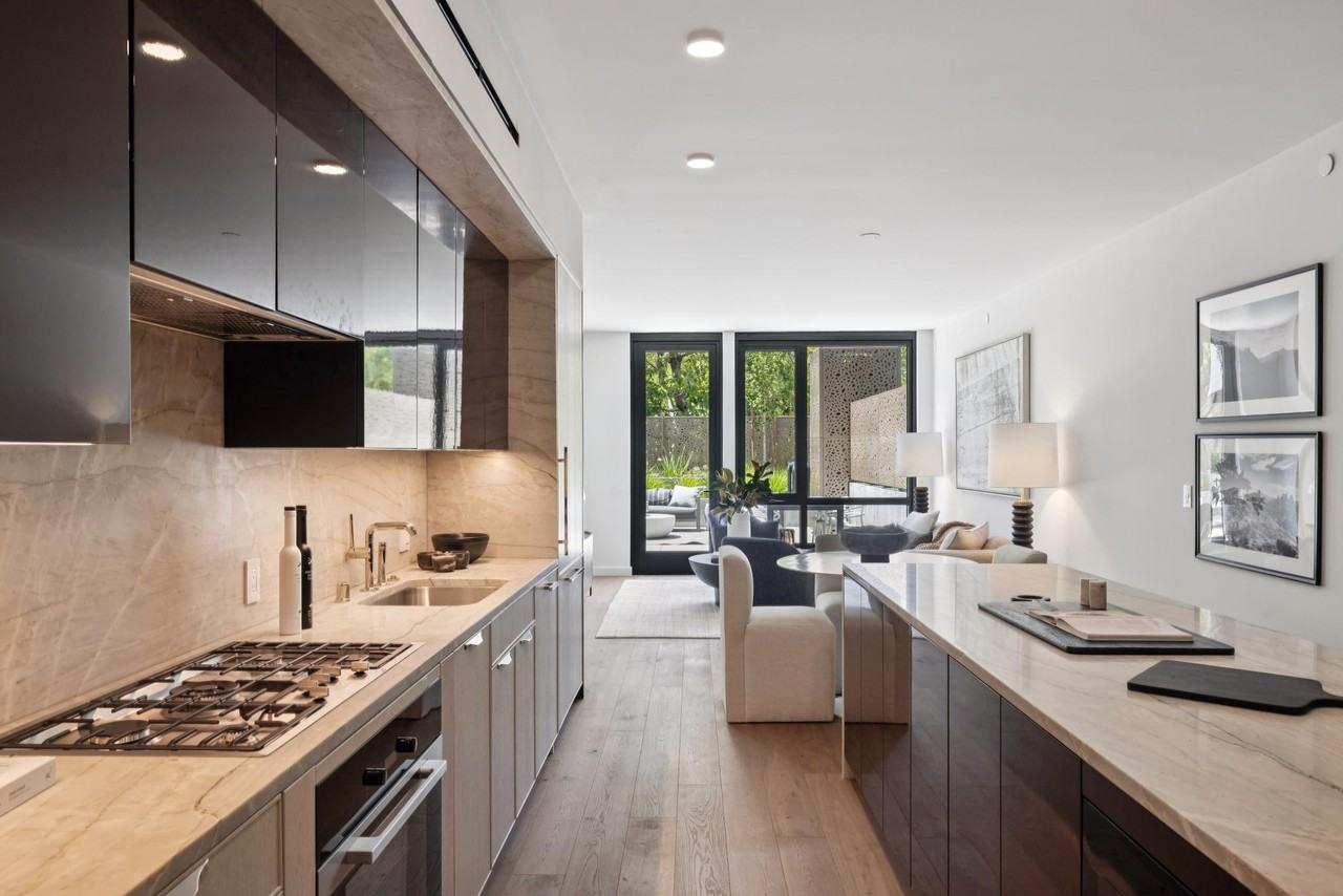 2525 Van Ness Ave #103 - Photo 4 of 13