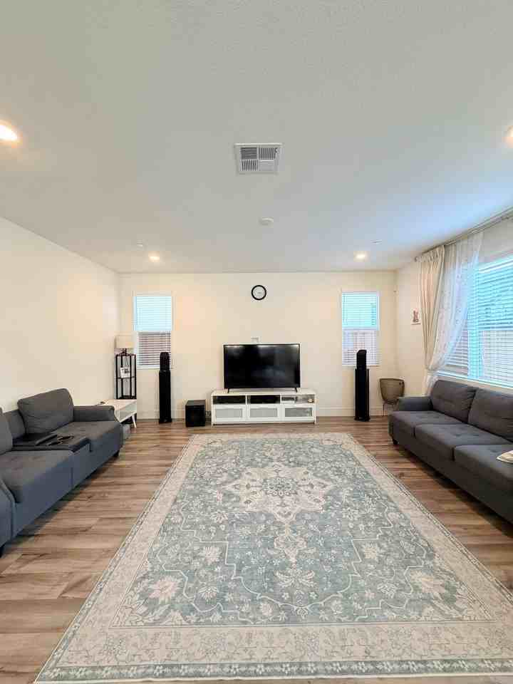 5332 Trimonti Circle - Photo 4 of 30