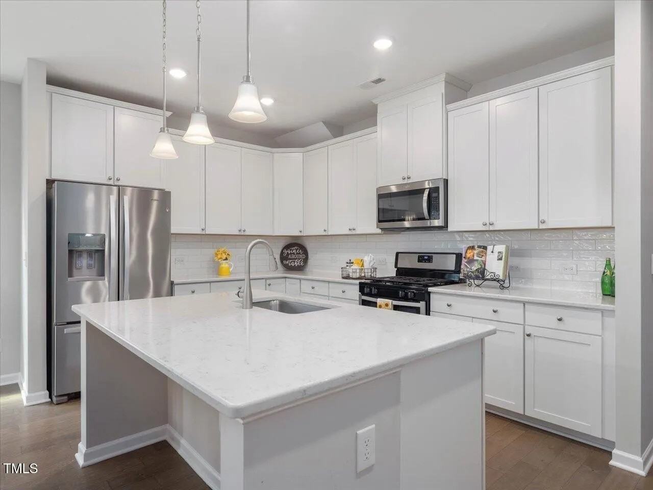 125 Blue Hydrangea Lane #NA - Photo 2 of 50