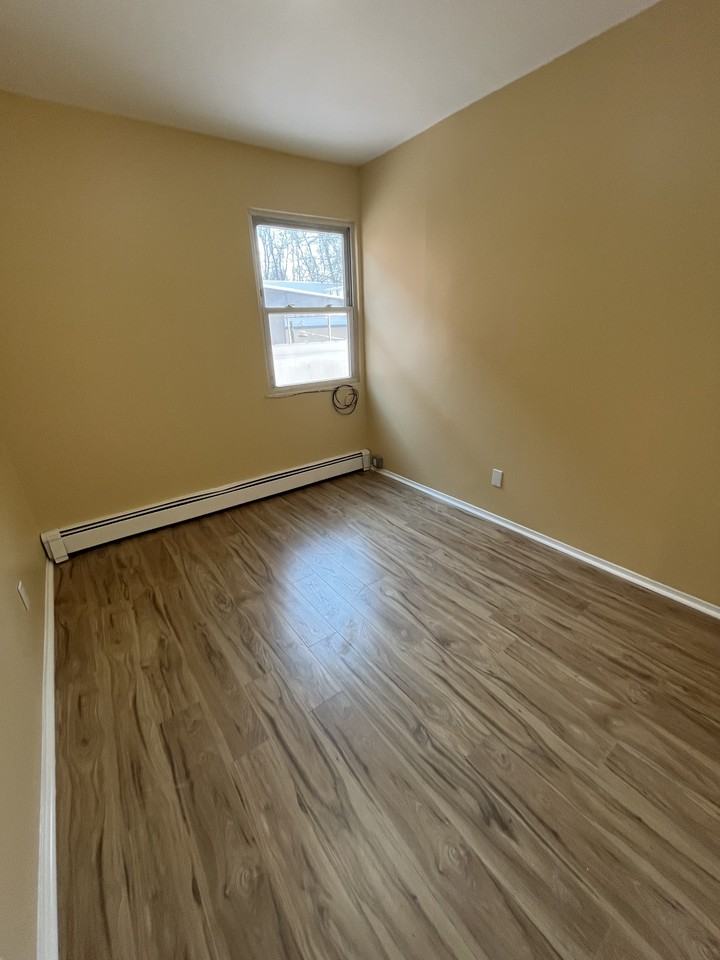 8036 242nd St #1stFL - Photo 5 of 13