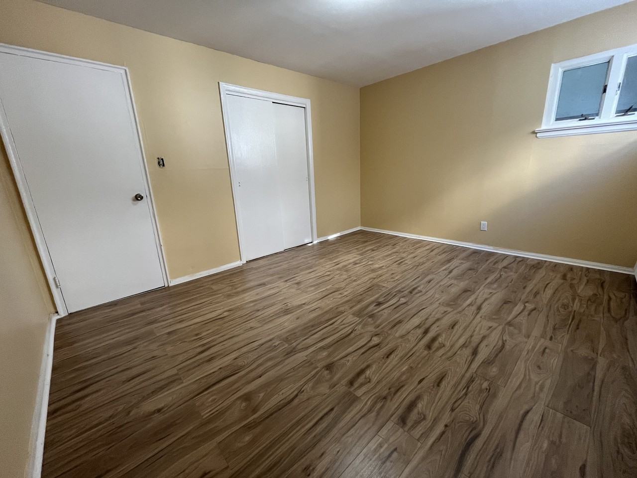 8036 242nd St #1stFL - Photo 6 of 13