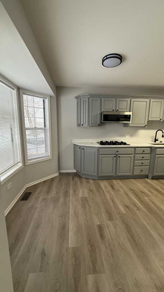 3531 Princeton Ave #NA - Photo 2 of 32