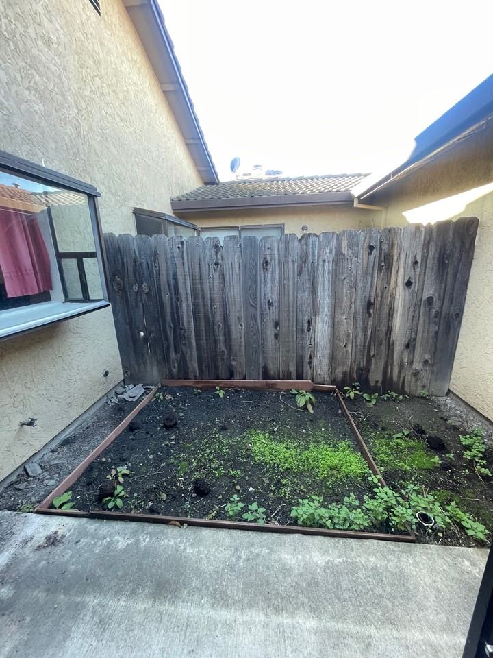 8744 Fox Creek Dr #42 - Photo 6 of 15