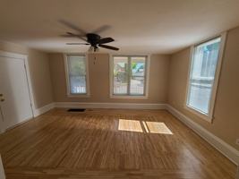 featured image of 76 8th St #LOWER