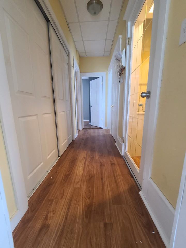 76 8th St - Photo 5 of 11