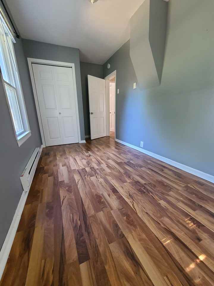 76 8th St - Photo 7 of 11