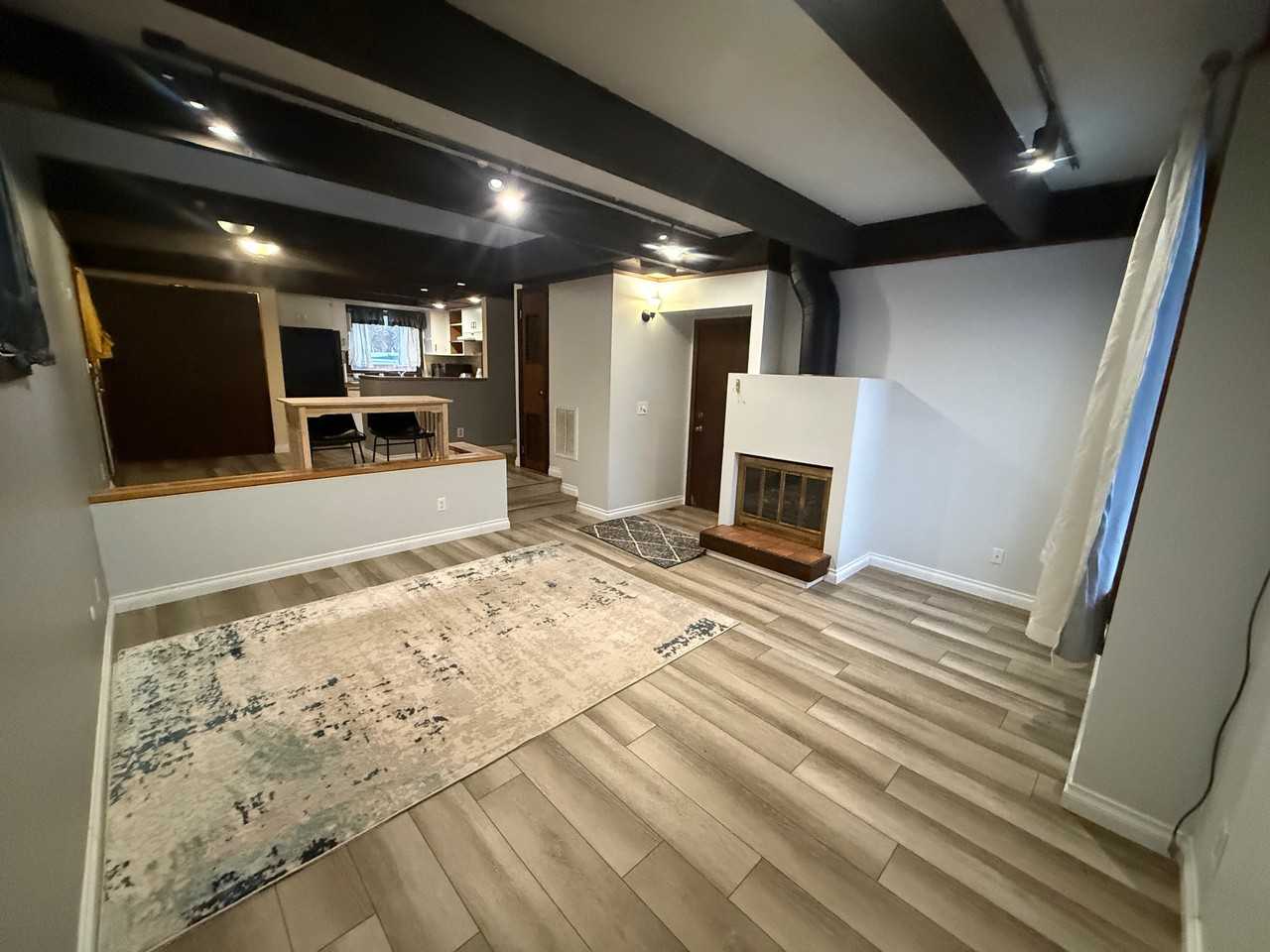 2521 2nd Ave S #1 - Photo 4 of 14