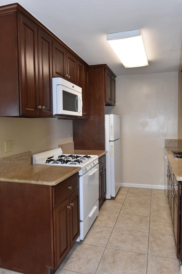 253 Tamarack Avenue255-C #255C - Photo 4 of 21