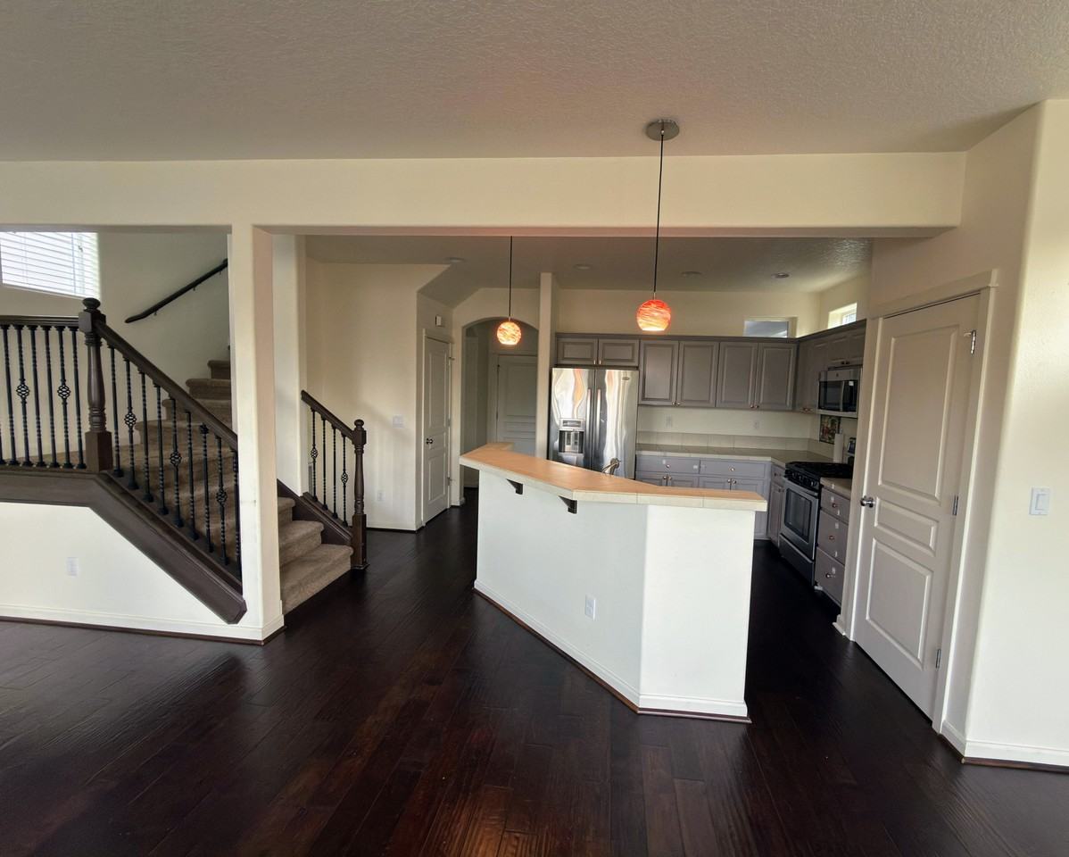 20893 Sw Edgemont St #1 - Photo 6 of 23