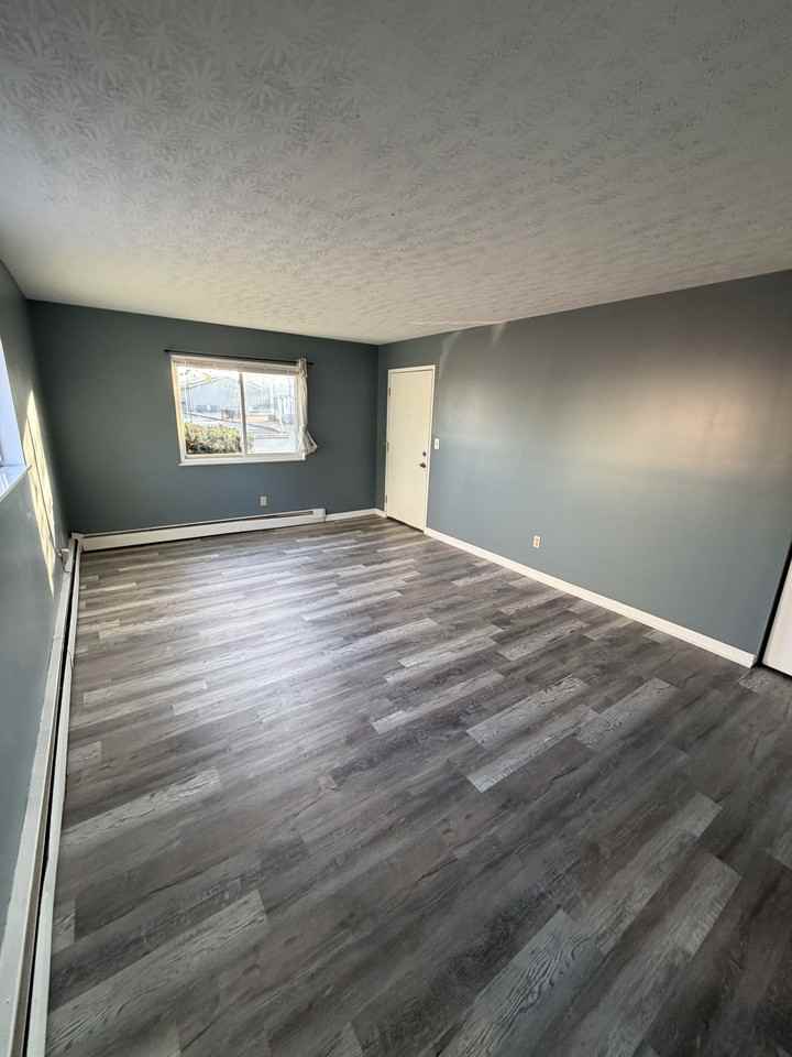 4102 South Avenue - 1 #1 - Photo 3 of 7