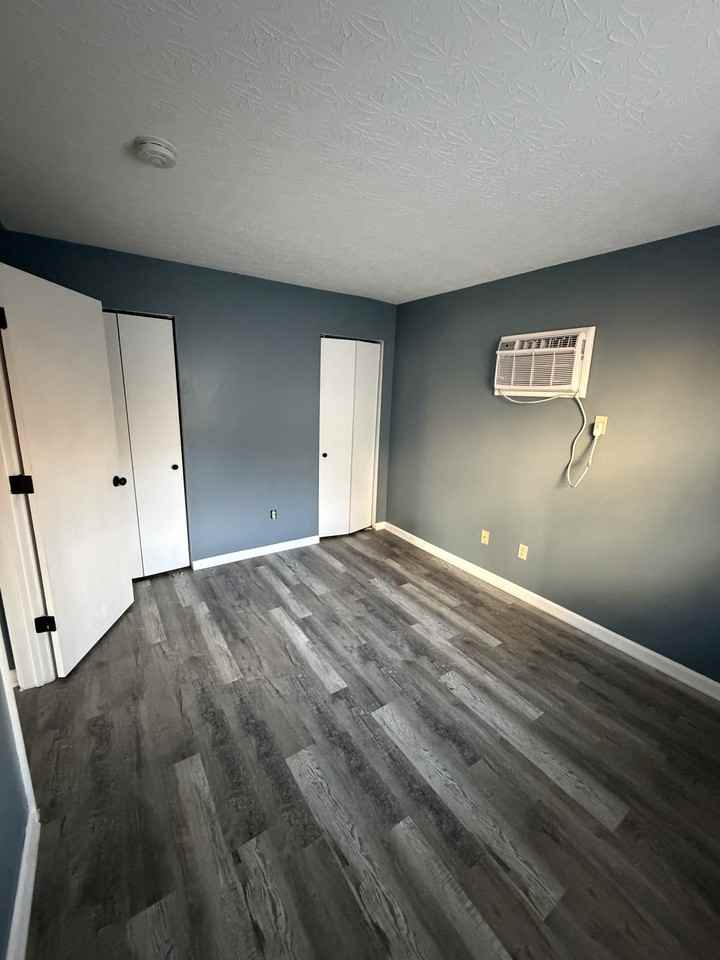 4102 South Avenue - 1 #1 - Photo 6 of 7