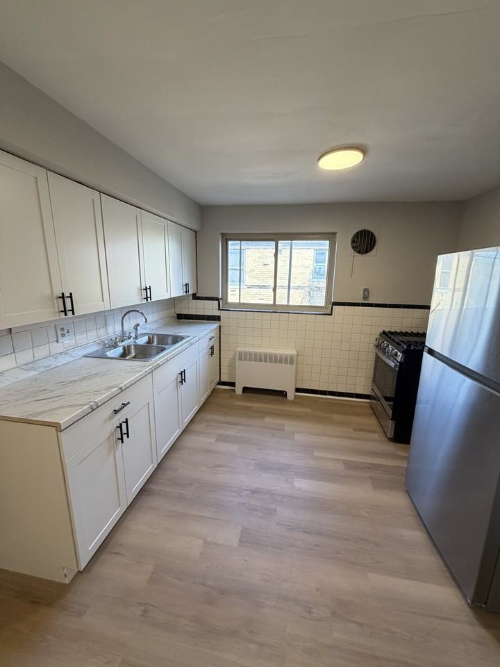 7139 Eastlawn Dr #4 - Photo 4 of 13