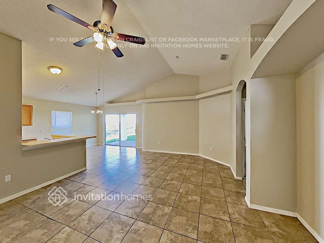 1403 Belvoir Dr - Photo 4 of 11