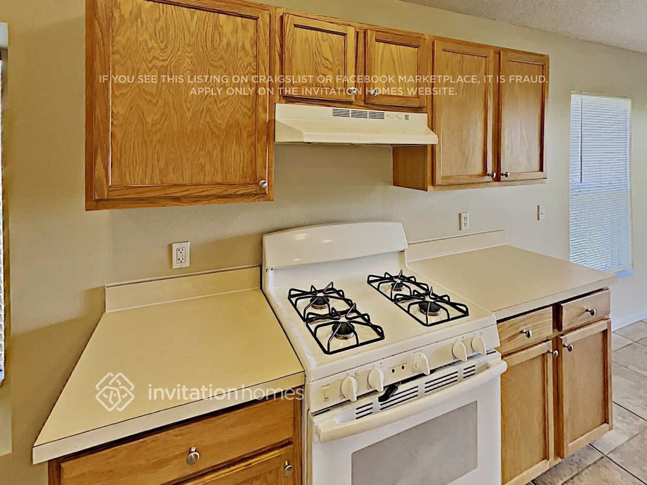 1403 Belvoir Dr - Photo 7 of 11