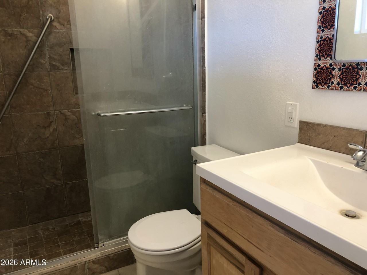 705 W 16th St - Photo 6 of 28