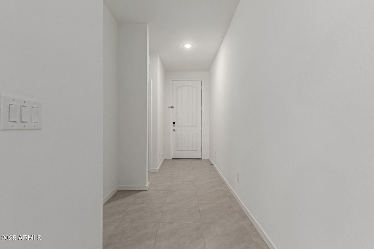 17969 W College Dr - Photo 6 of 45