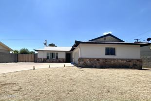 4627 W Rose Ln - Photo 1 of 1