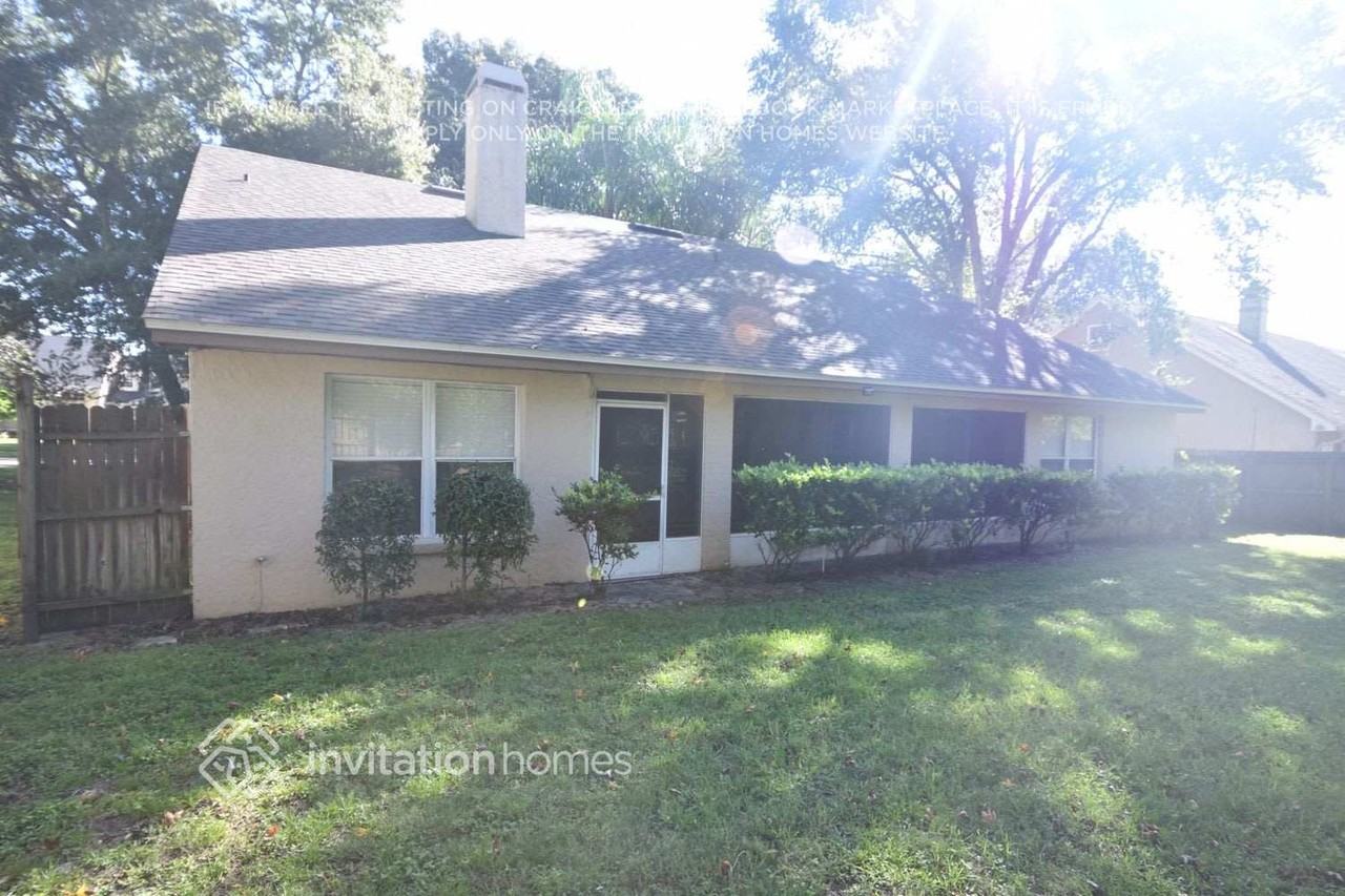 412 Country Wood Cir - Photo 4 of 5