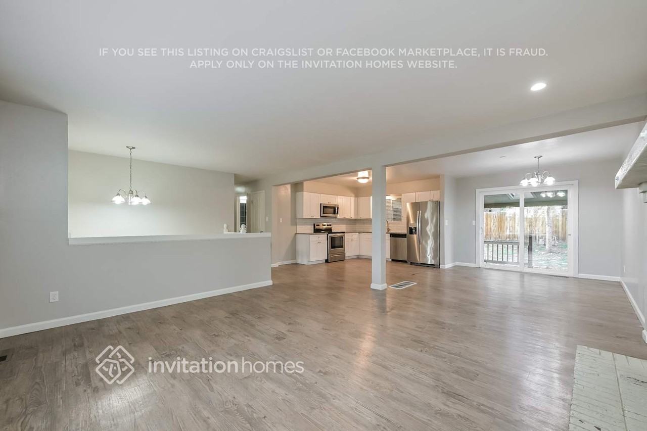 268 Johnson Ct - Photo 5 of 18