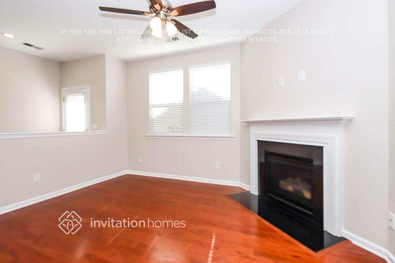 13110 Heath Grove Dr - Photo 5 of 18