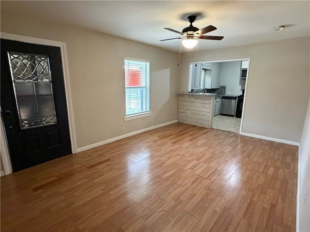 653 Sam St - Photo 5 of 10