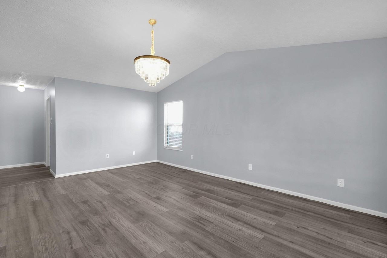 2909 Princeville Dr - Photo 3 of 15