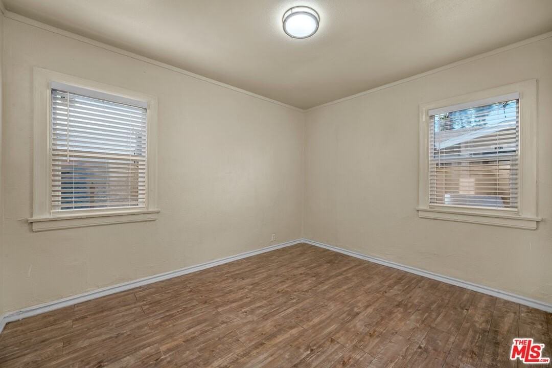 3619 9th Ave - Photo 7 of 10