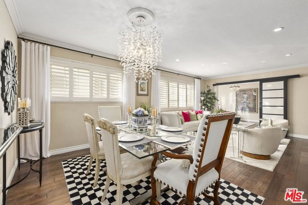 10645 Wilshire Blvd Apt 402 #402 - Photo 3 of 14