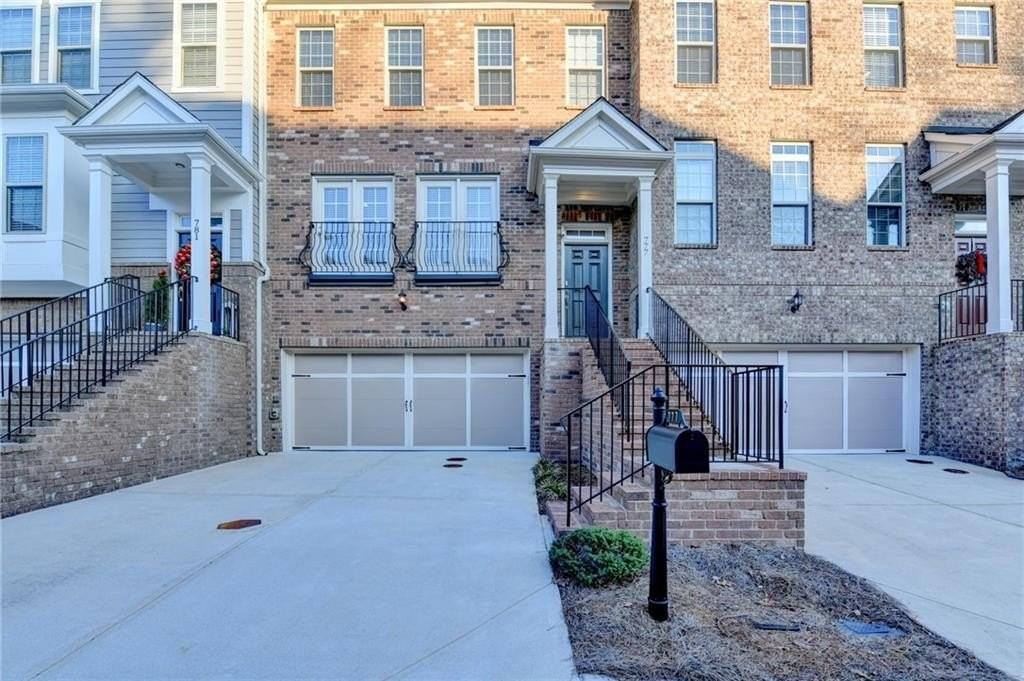 777 Wexford Cove Way - Photo 2 of 50