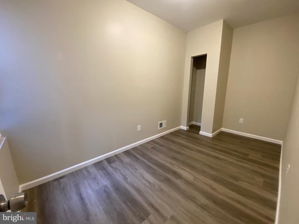 1833 S 6th St - Photo 5 of 7