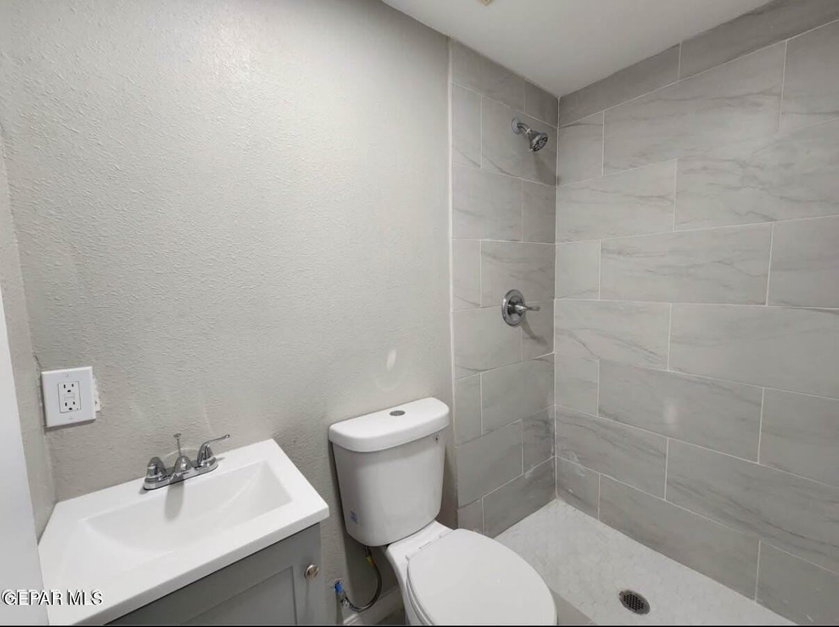 116 N Clark Dr Unit B #B - Photo 5 of 7