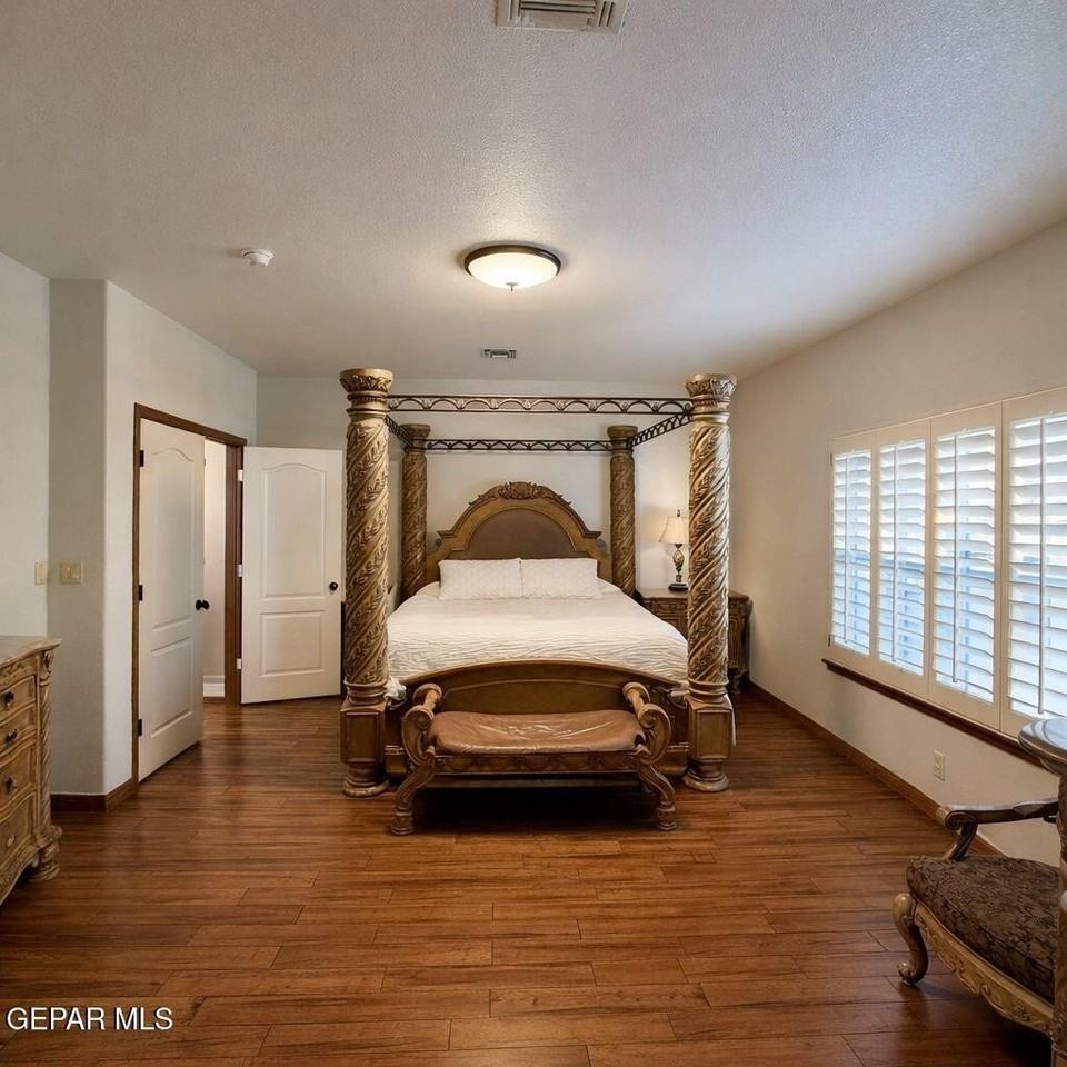 12267 Bronco Buster Ln - Photo 7 of 26