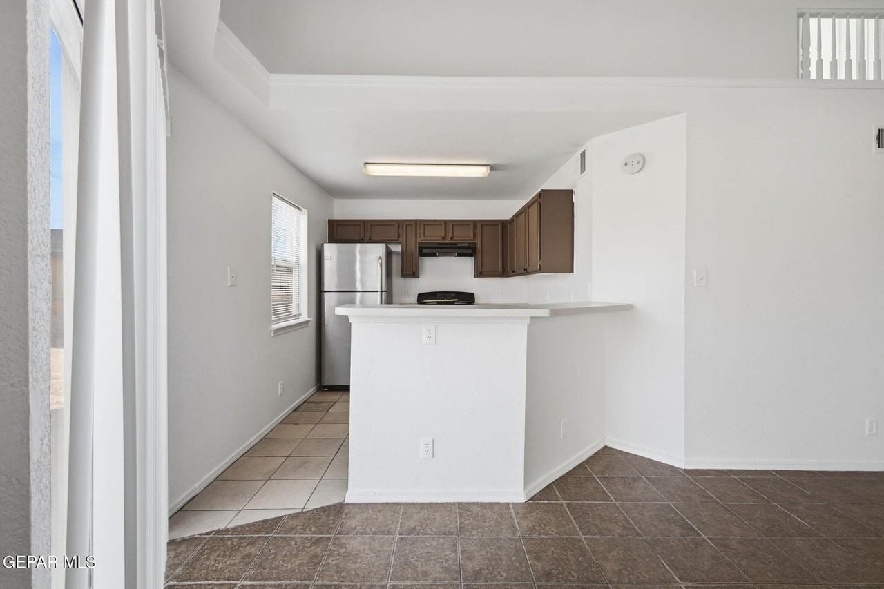 3272 Urbici Soler Dr - Photo 4 of 16