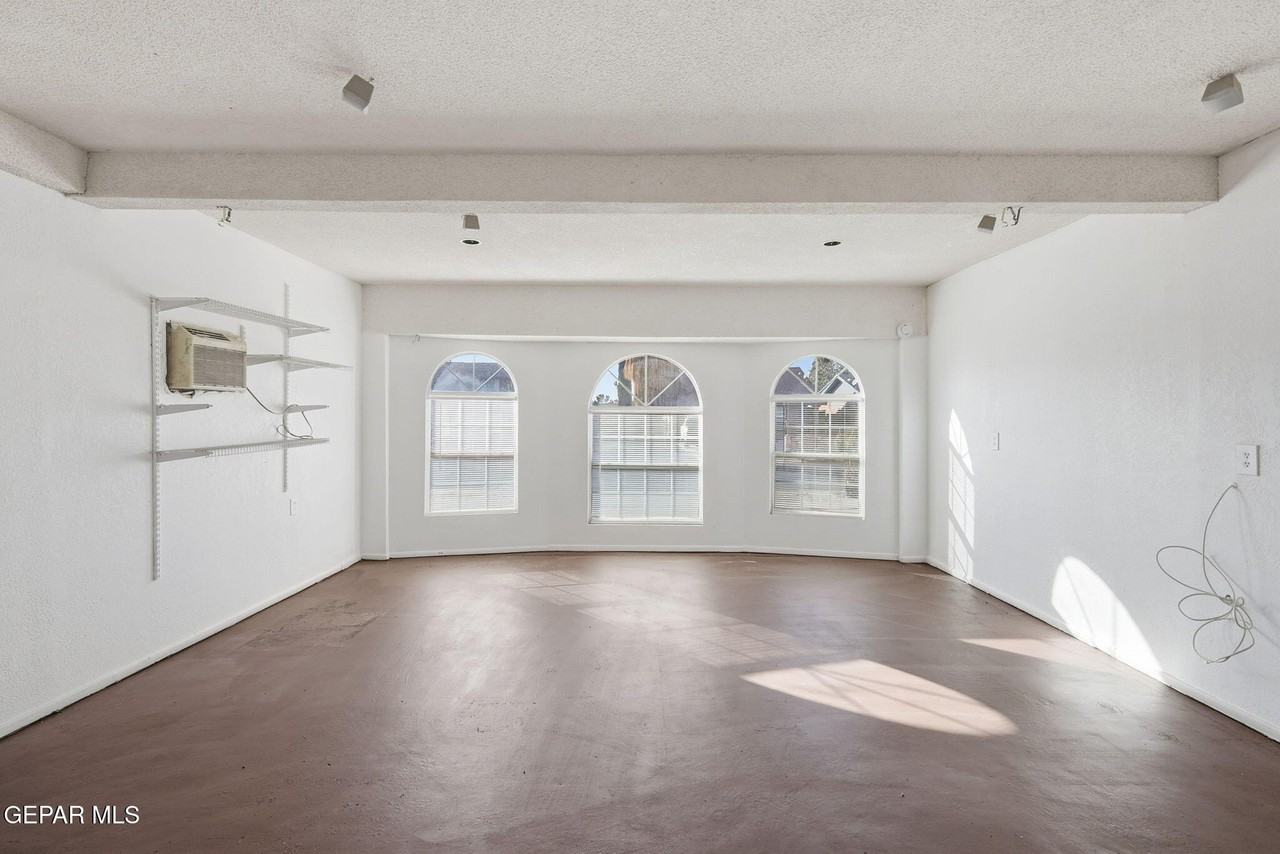 3272 Urbici Soler Dr - Photo 7 of 16