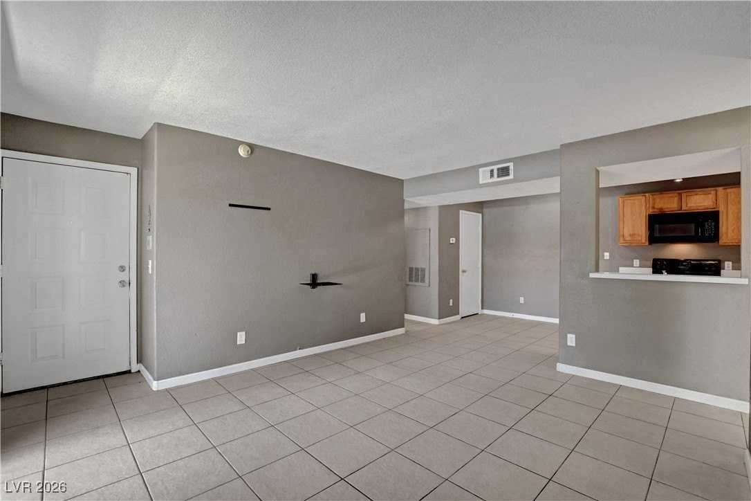 201 Mission Laguna Ln #104 - Photo 3 of 36