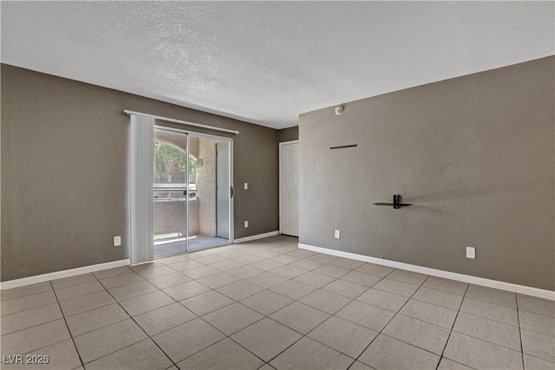 201 Mission Laguna Ln #104 - Photo 4 of 36