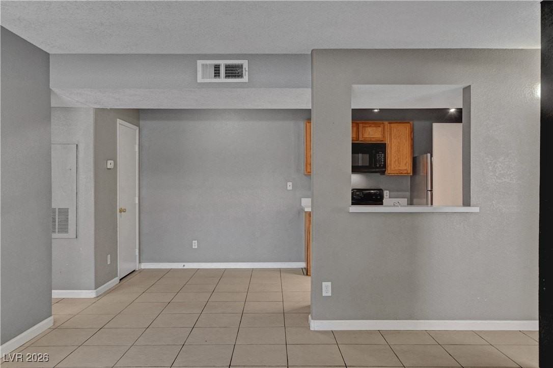 201 Mission Laguna Ln #104 - Photo 6 of 36