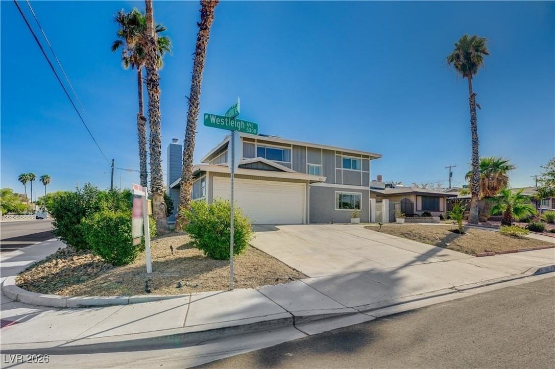 5301 Westleigh Ave - Photo 5 of 33