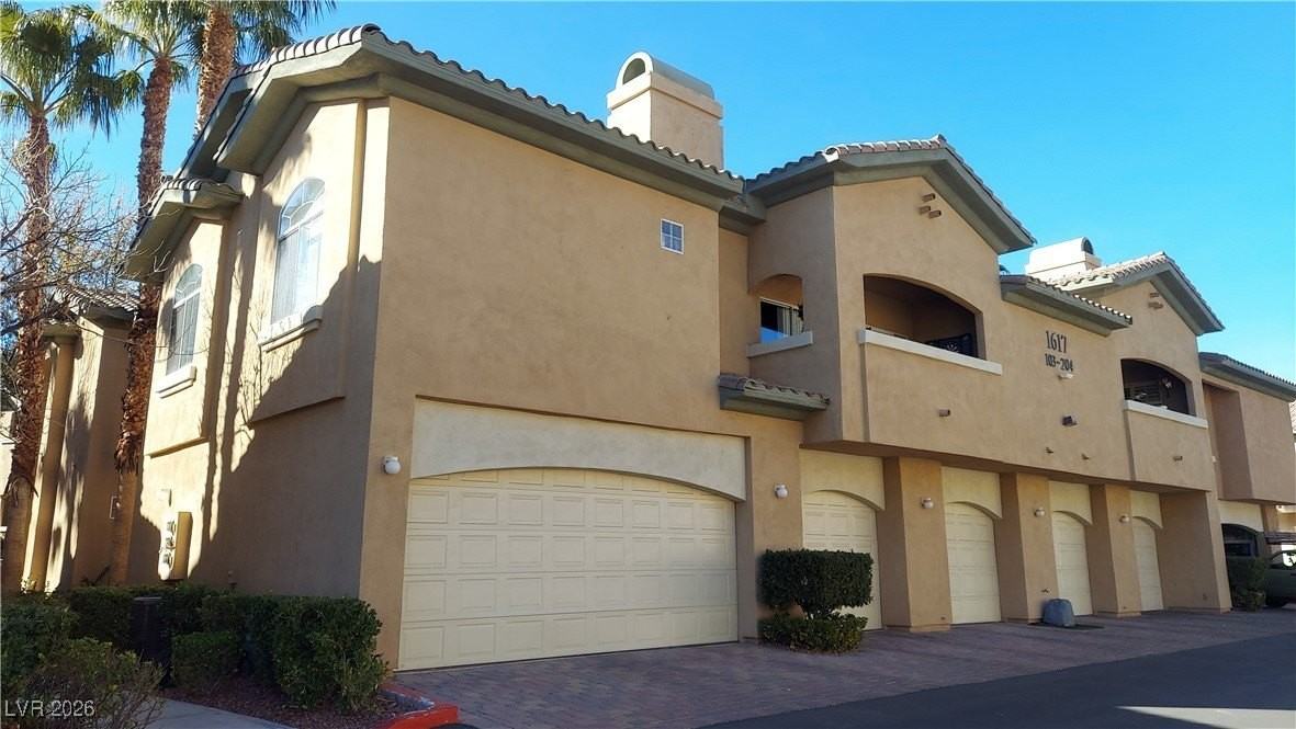 1617 Cardinal Bluff Dr #204 - Photo 3 of 50