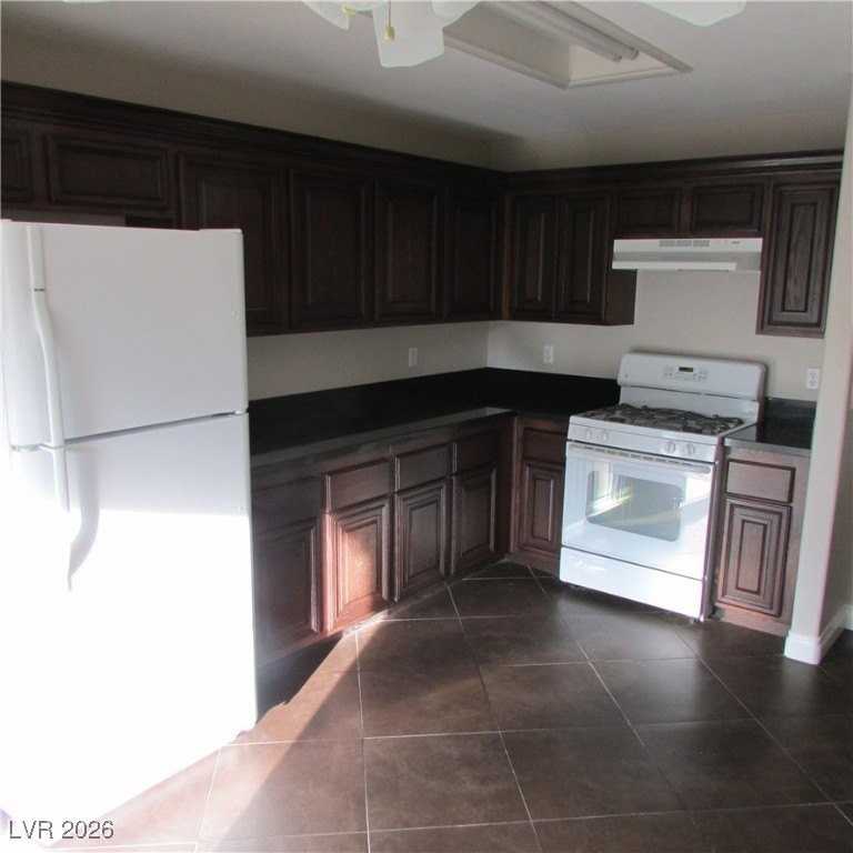 7237 Tame Pl - Photo 7 of 18