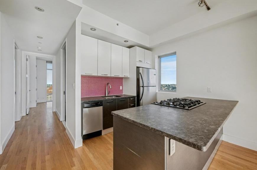 185 S 4th St - Photo 2 of 10