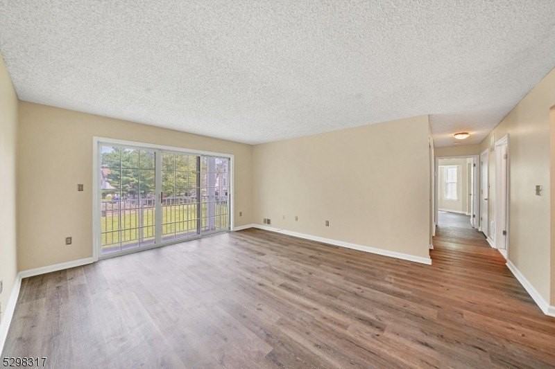 197 Rachel Ct - Photo 4 of 27