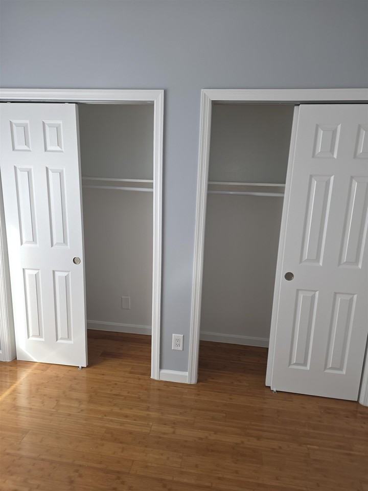 146 Clarke Ave - Photo 7 of 14