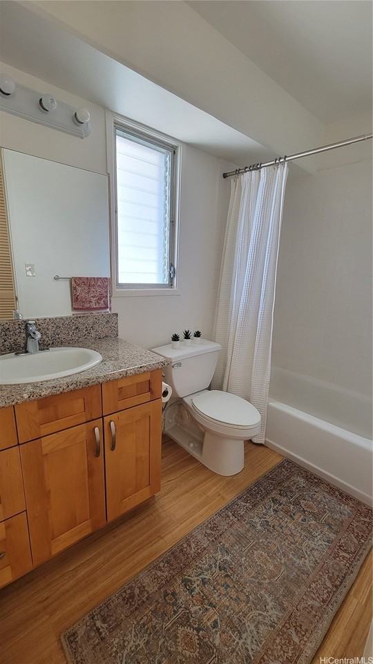 1658 Liholiho St Apt 203 #203 - Photo 5 of 10