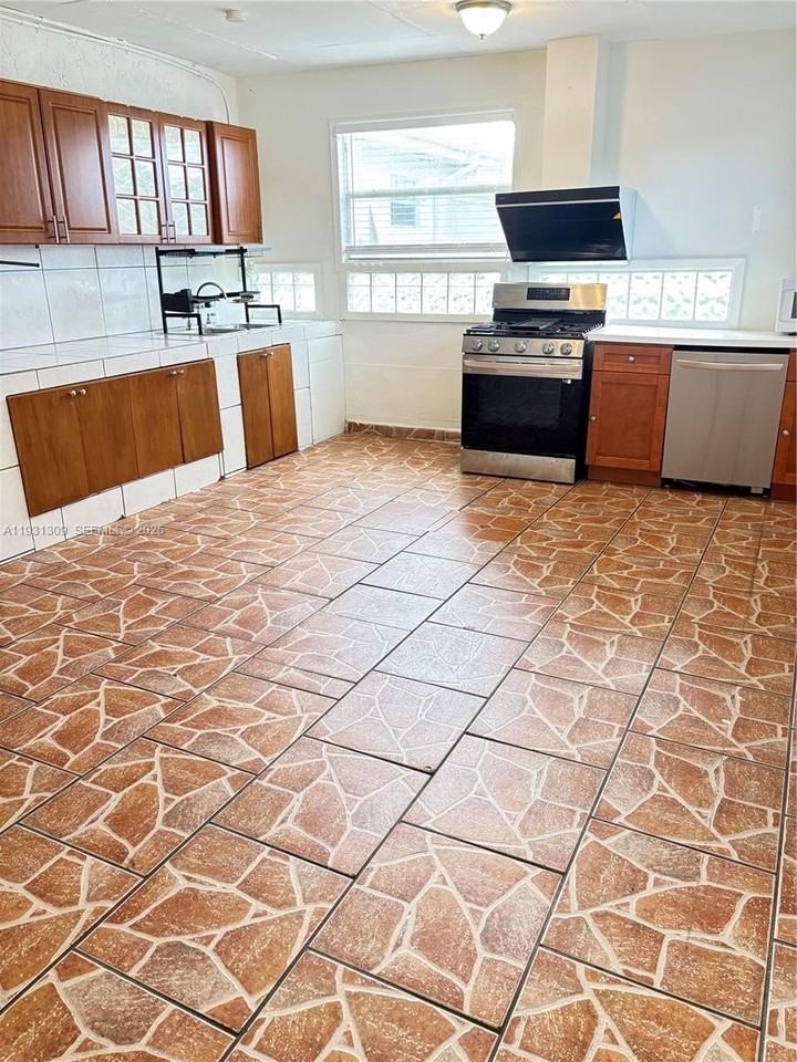 12021 Sw 191st St #2 - Photo 3 of 10