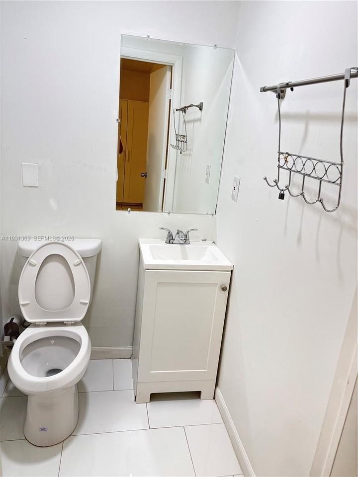 12021 Sw 191st St #2 - Photo 6 of 10